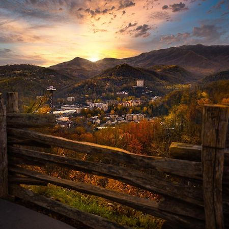 Amazing Grace-1089 Of Free Area Attraction Tickets For Each Paid Day!!! Villa Sevierville Buitenkant foto
