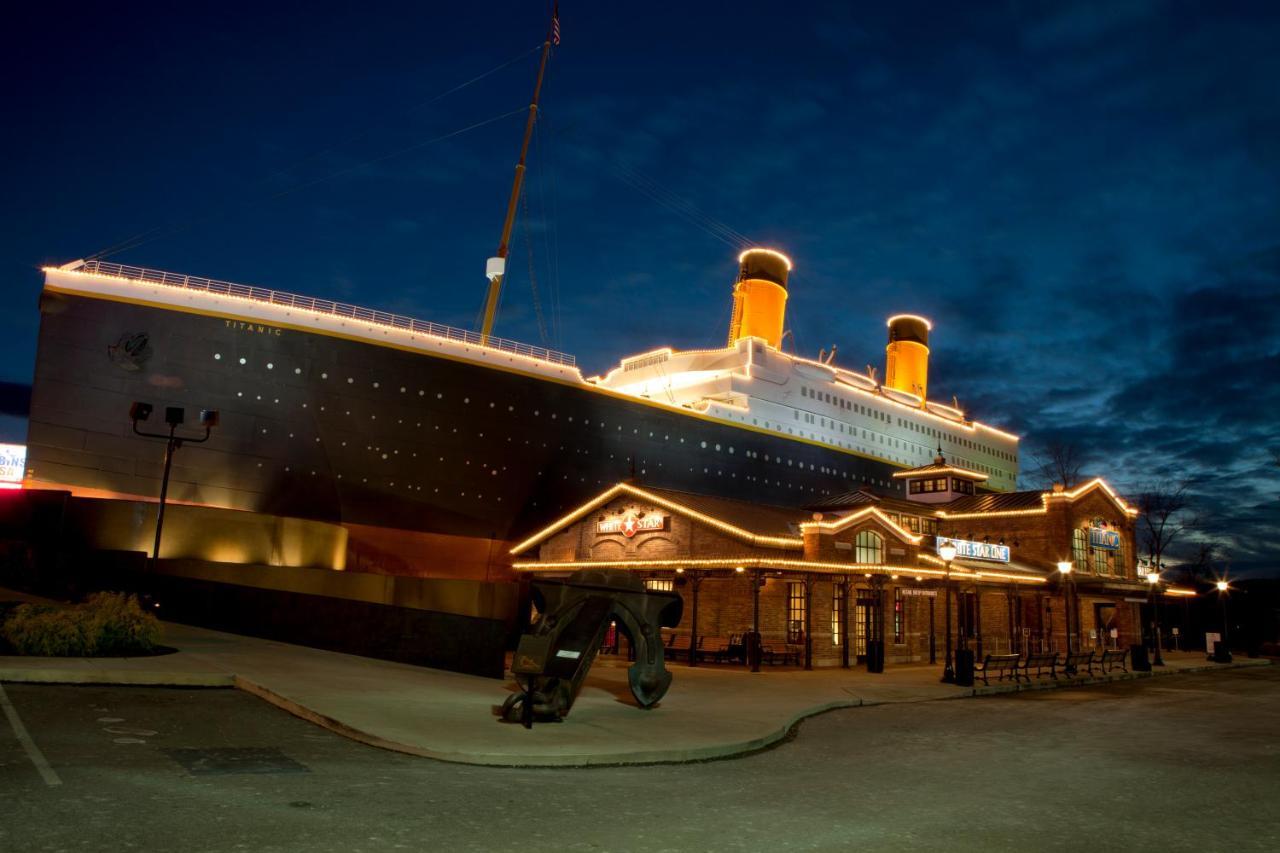 Amazing Grace-1089 Of Free Area Attraction Tickets For Each Paid Day!!! Villa Sevierville Buitenkant foto